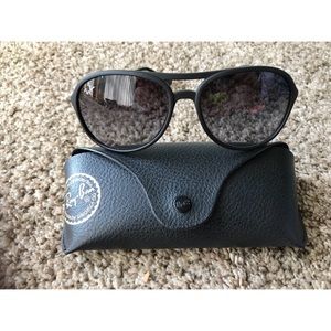 Ray Ban Alex sunglasses with case